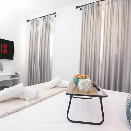 Apartment Arieni Places