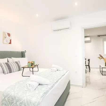 Apartment Arieni Places *