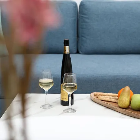 Apartament Arieni Places *