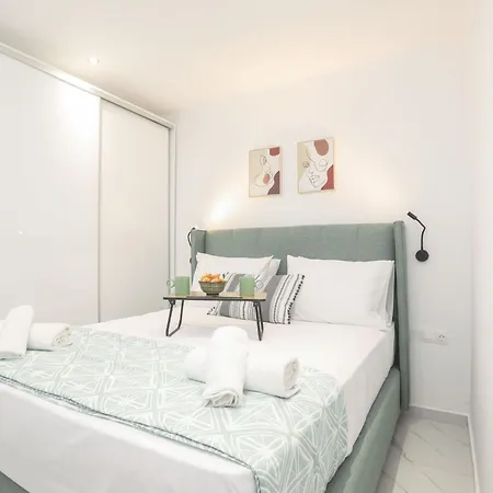 Arieni Places Corfu (city)